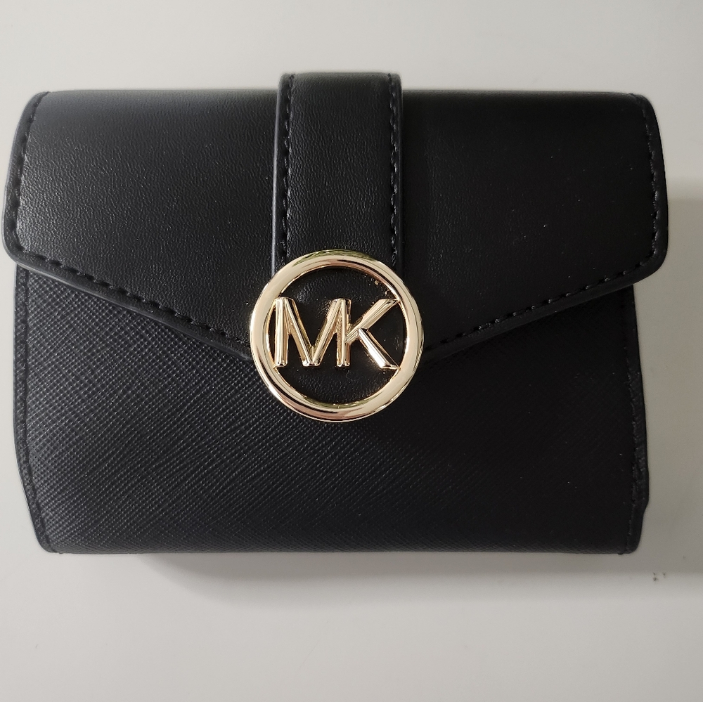 Michael Kors Carmen Wallet